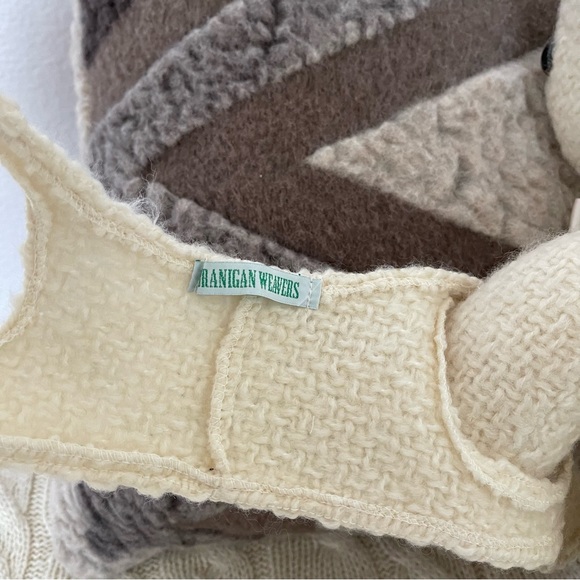 Cream Irish Tweed Wool Stuffed Teddy Bear - Picture 5 of 6